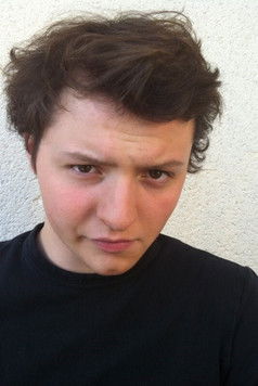 Лéон Плазол