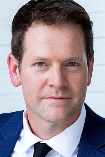 Марк Е. Холмес