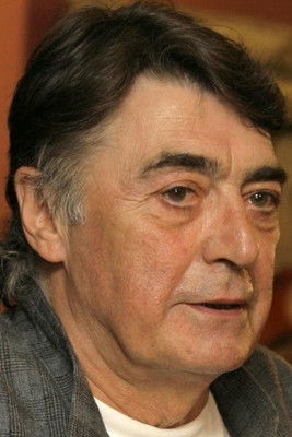 Билл Брйден