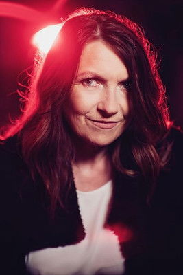 Рутх Лаwренце