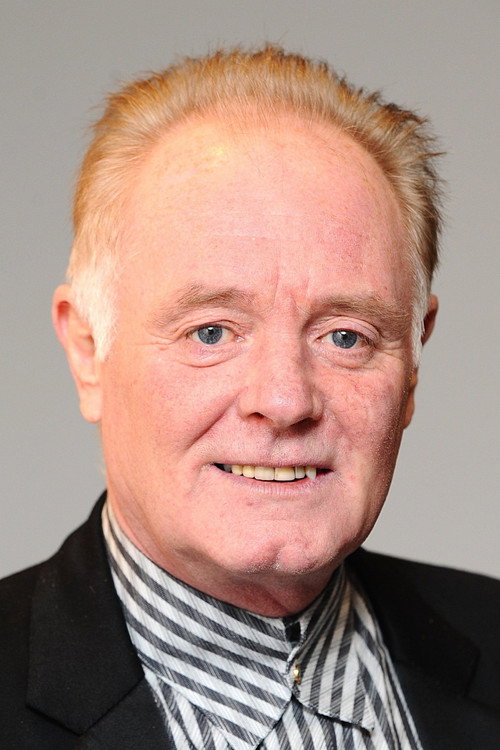 Бруце Jонес