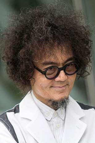 Петцх Осатхануграх