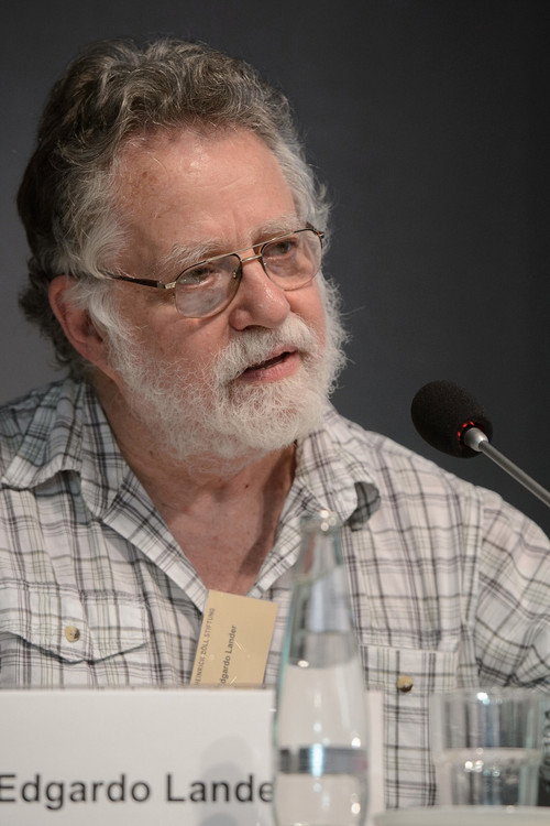Едгардо Ландер