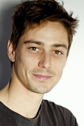 Адриен Jоливет