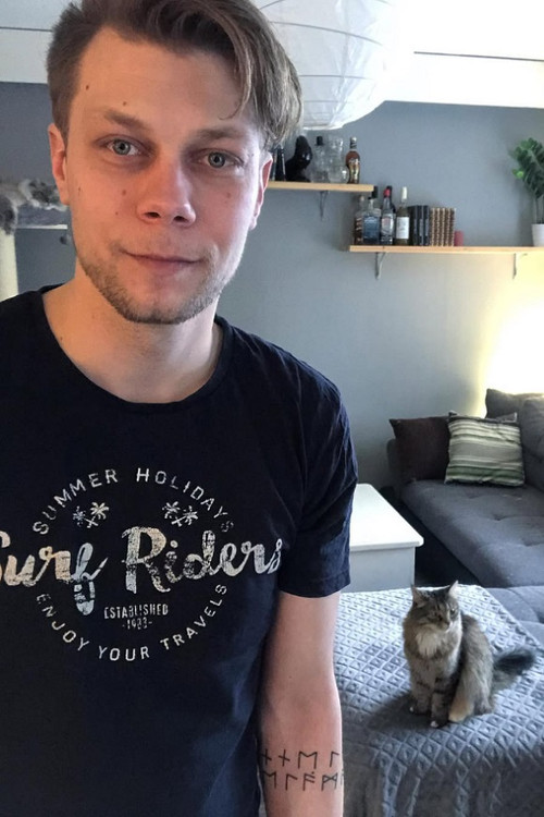 Теему Полаковски