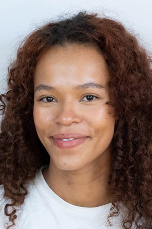 Адела Огунбор