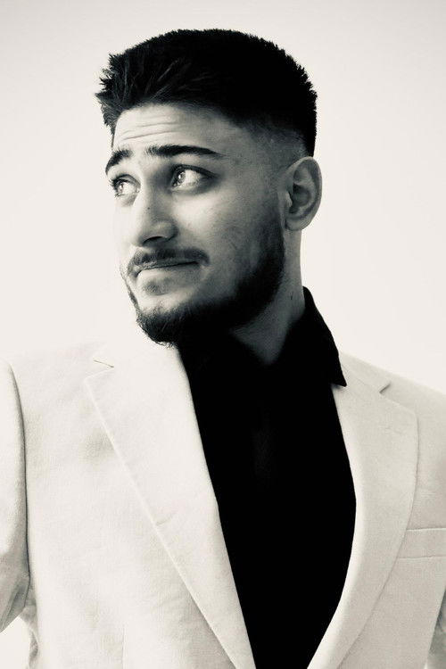 Кхусхик Мангал