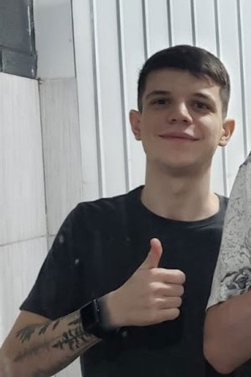 Едгар Хенриqуе