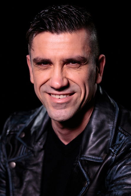 Тамас Сзараз