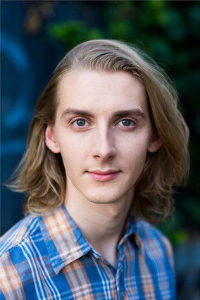 Лиам Хоwартх