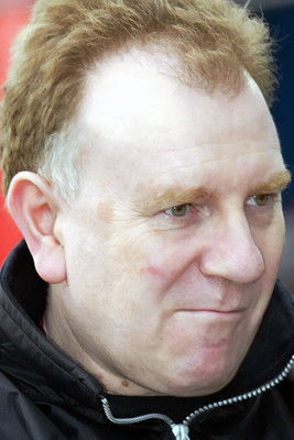 Неил Оатлей