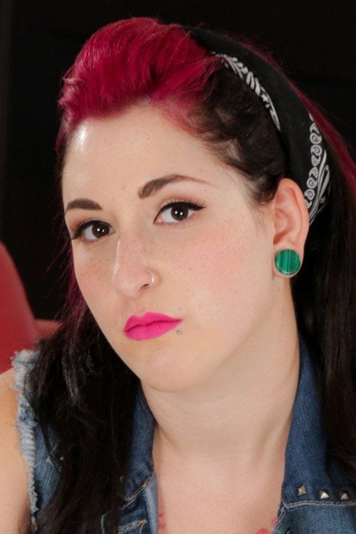 Биллие Jаде