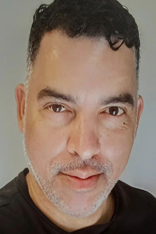  Жуан Менезес