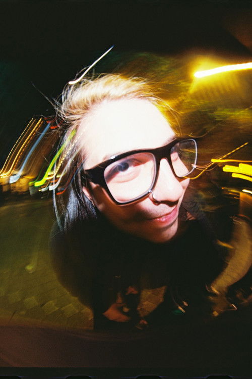 Топрак Иşıк