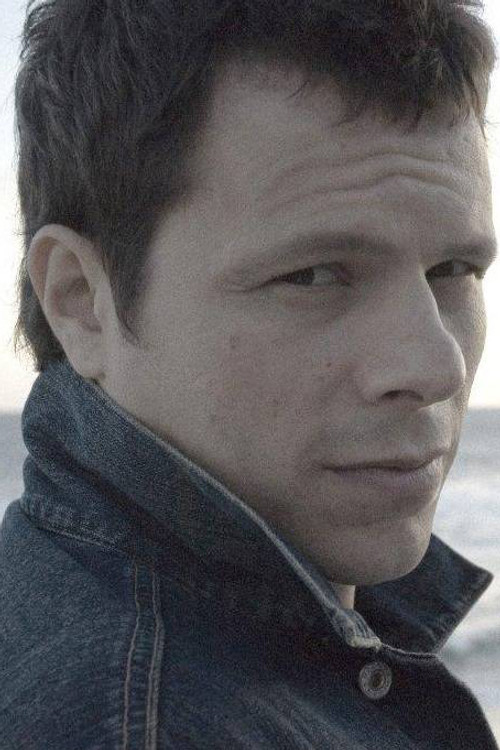 Тони Платãо