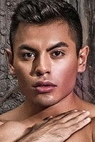 Даниел Азцона