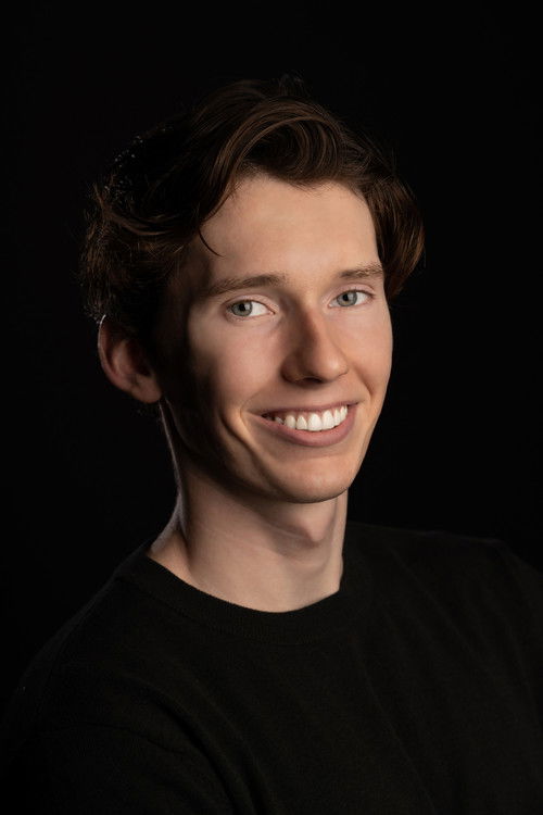 Рйан Лее Лофтус