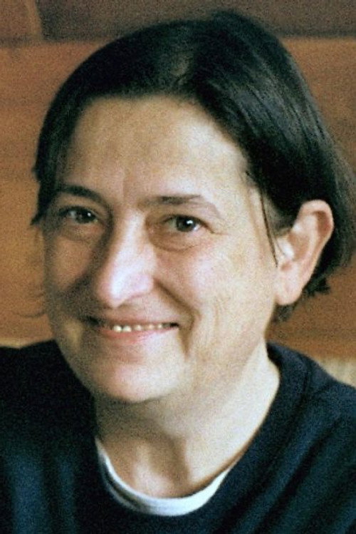 Нúриа Виллазáн