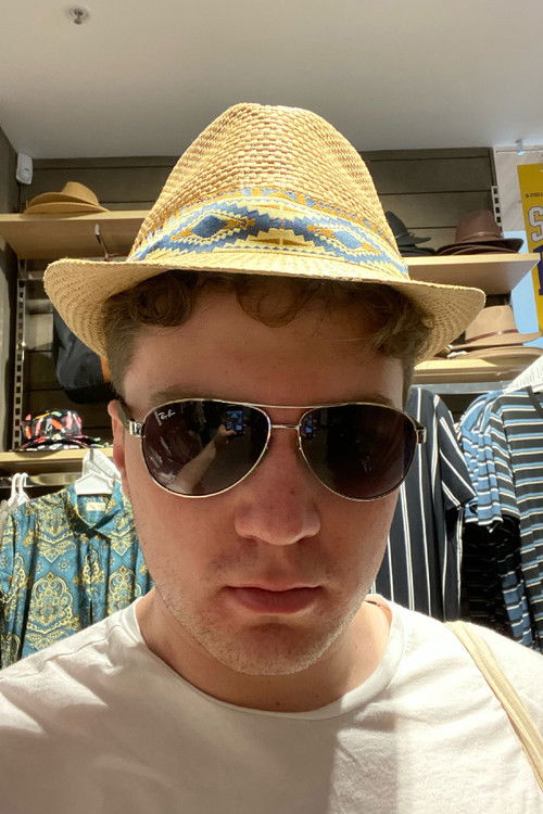 Себастиан Jохнс