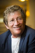  Андраш Керн