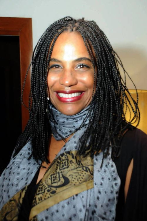 Âнгела Цоррêа