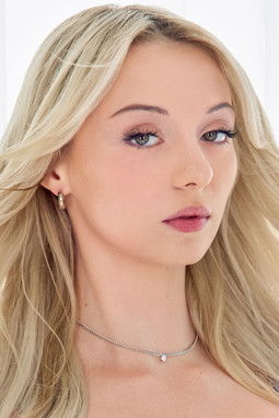 Цецелиа Тайлор