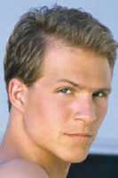 Трой Халстон