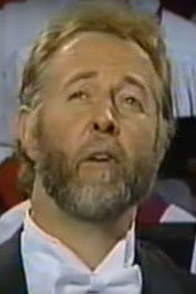 Бенjамин Луxон