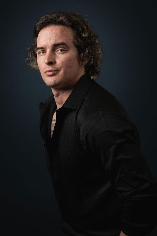 Дйлан Лигхтхалл