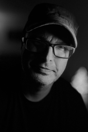 Симон Деннис