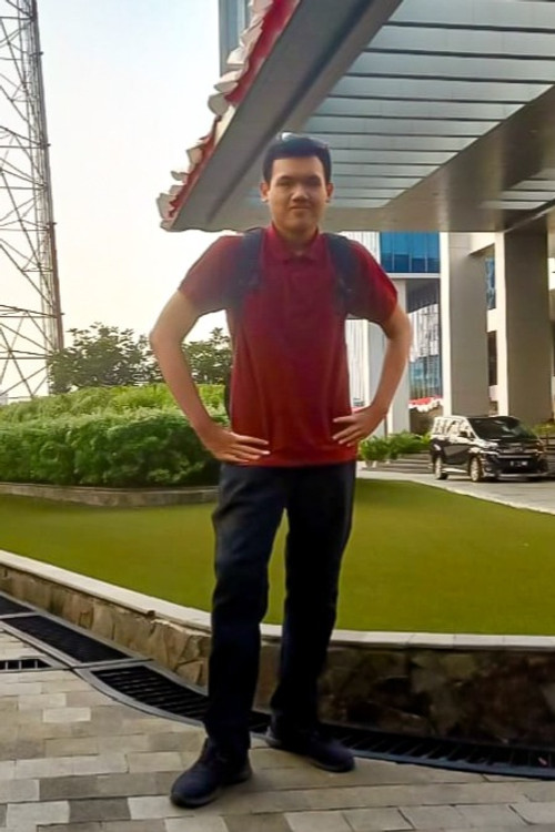 Мухаммад Еван Ризqй Хендри