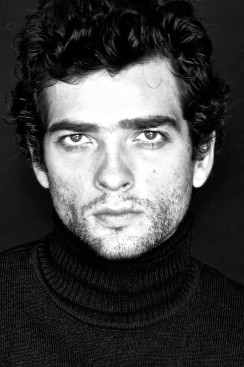 Артуро Гиуси