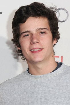 Марлон Мортон