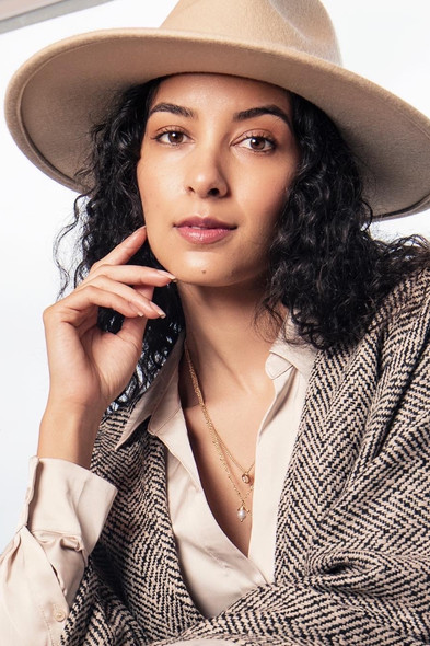 Мекаила Матхйс