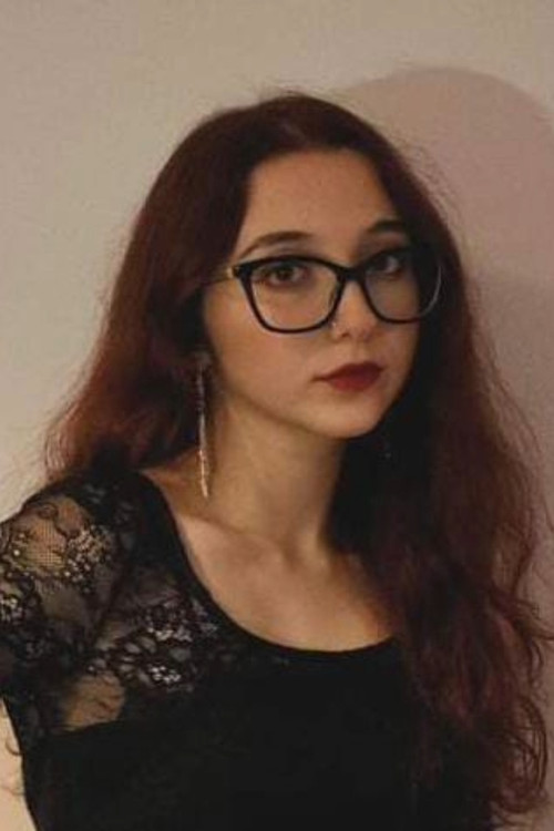 Сара Таварес