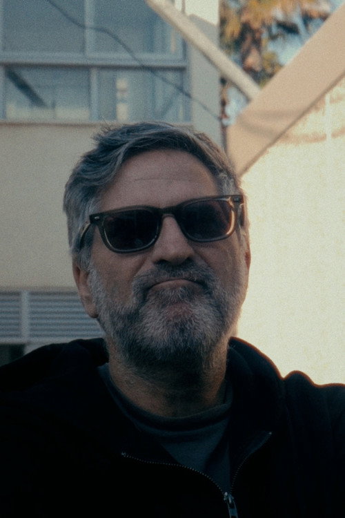 Ади Схапира