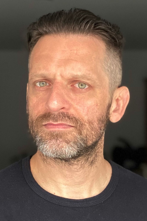 Отавио Линхарес