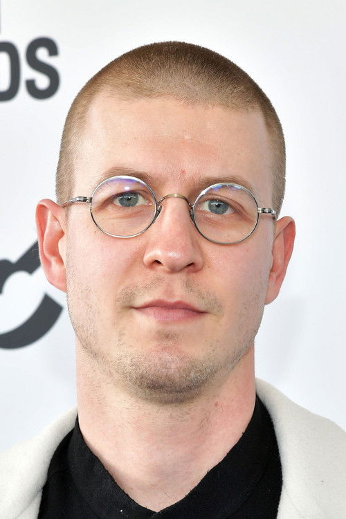 Бенjамин Лоеб