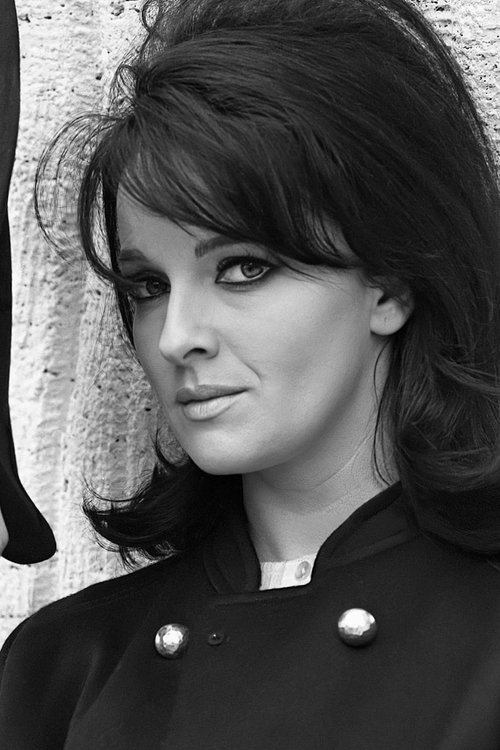  Лиза Гастони