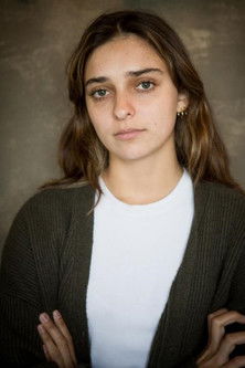 Белла Страугхн