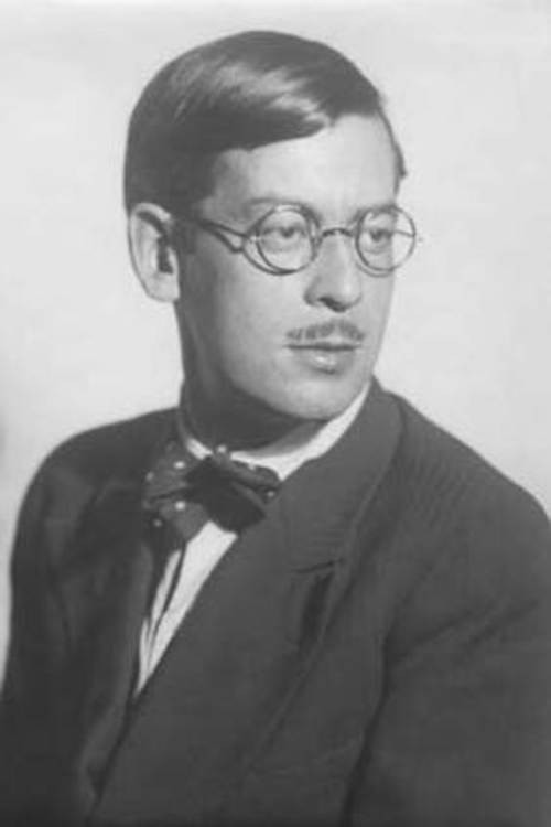 Éмиле Савитрй