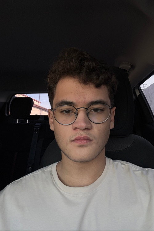 Густаво Теллес