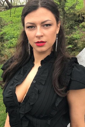 Jулиа Белиак