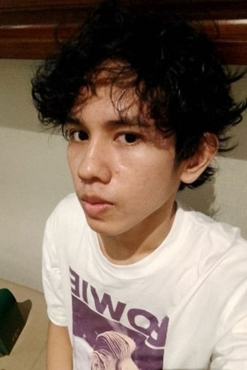 Акбар Риади