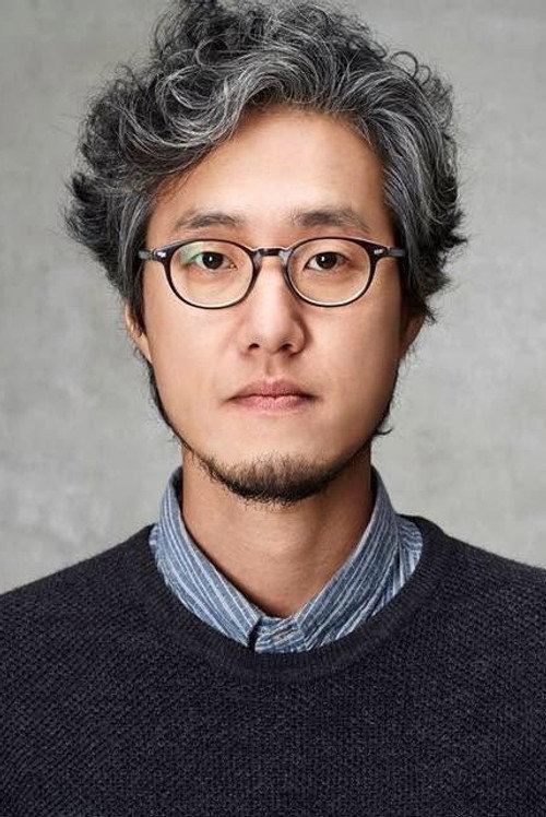 김민홍