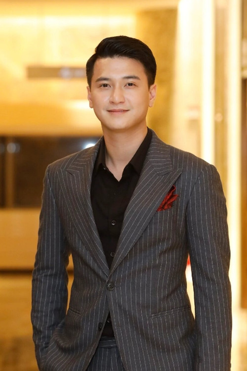 Хуйнх Анх Лê