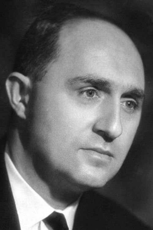 Луциен Неуwиртх