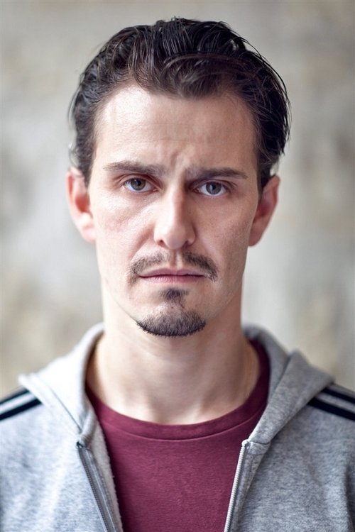 Тонй Ле Бацq