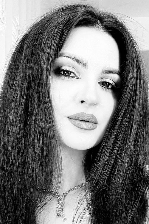 Азадех Порбаха