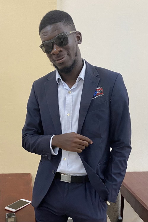 МИИХИ-МИ МАМБОУНДОУ Гхис